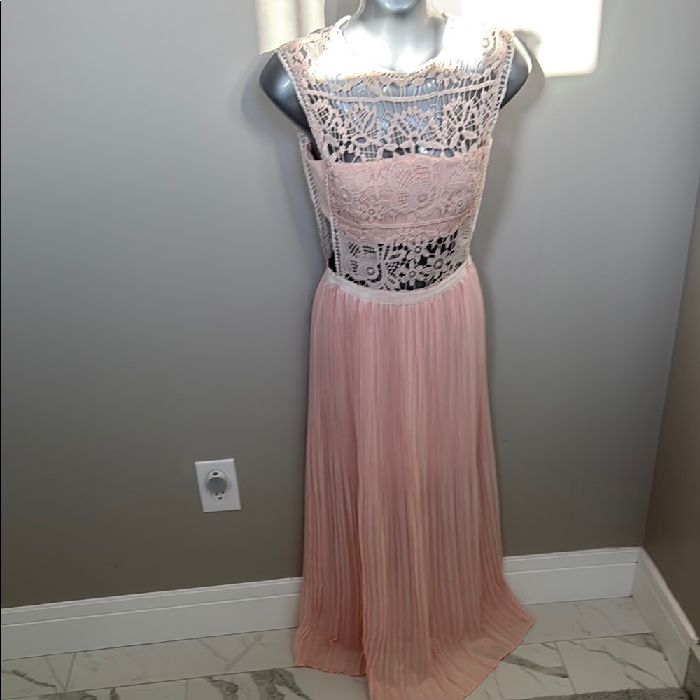 Pink Sleeveless Maxi Gown with Square Neck for Prom